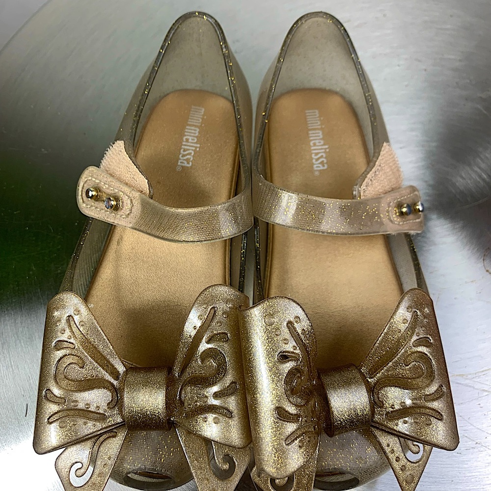 Mini Melissa Size 10 Toddler girl.
